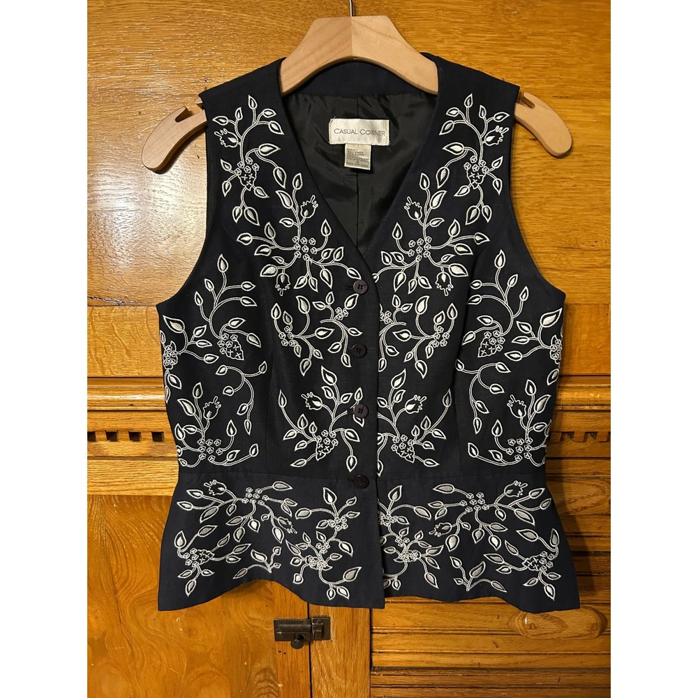 Casual Corner Y2K Whimsigoth Fairy Grunge Navy Linen Blend Embroidered Vest Boho